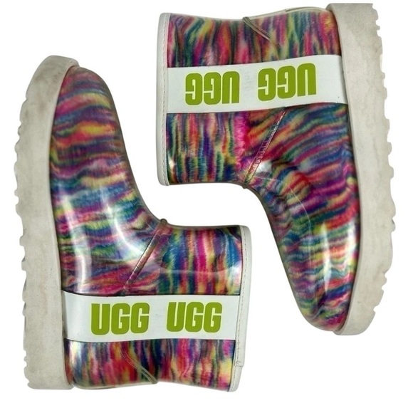 Ugg Women's Classic Clear Mini Pixelate Boot Size 5 - Picture 3 of 16